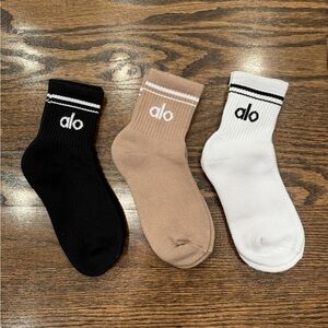 Alo Throwback socks 3 pairs brand new